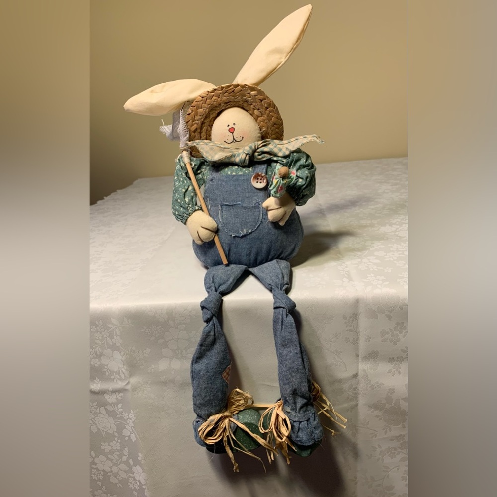 EUC Bunny: Farmer Attire w Overalls & Straw Hat, Weighted, Shelf-Sitting, Easter
